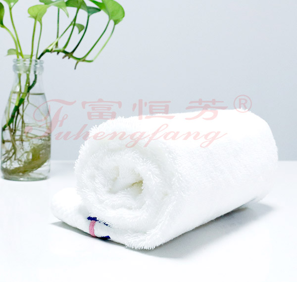 16S螺旋铂金绣花方巾